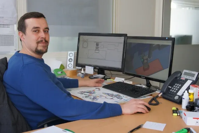 Ingenieur am Arbeitsplatz